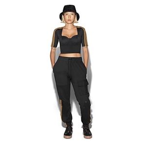 🐝IVY PARK small Cargo SweatPants